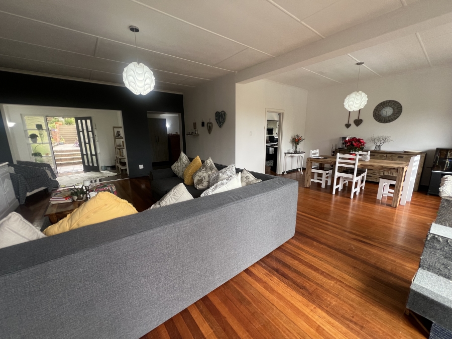 4 Bedroom Property for Sale in Vincent Eastern Cape